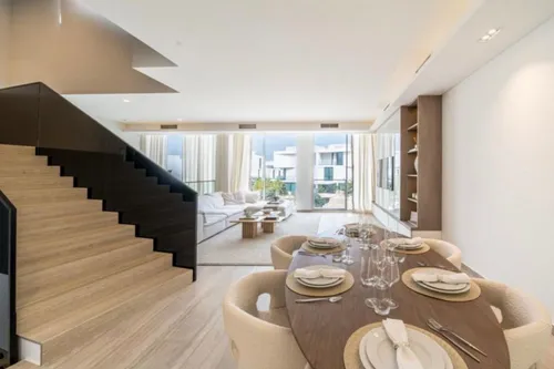 4 Bedrooms Villa in Ixora 1