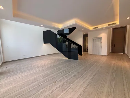 4 Bedrooms Villa in Ixora 1