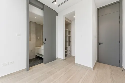 4 Bedrooms Townhouse in Ixora 1