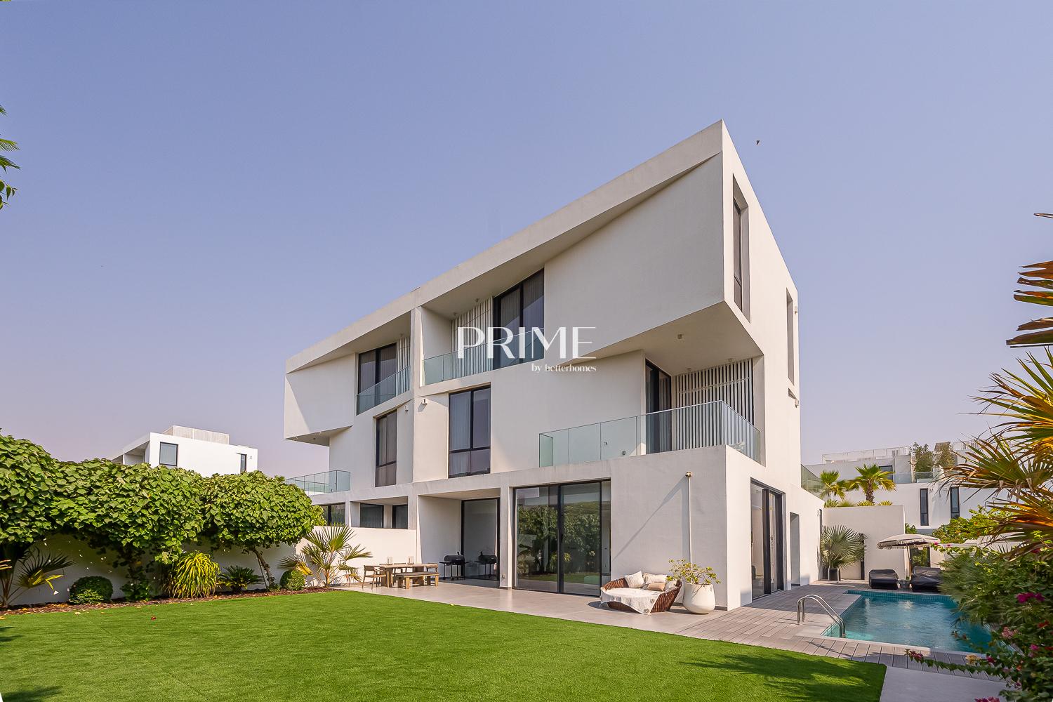 Rare Large Plot | Well Maintained | Private Pool