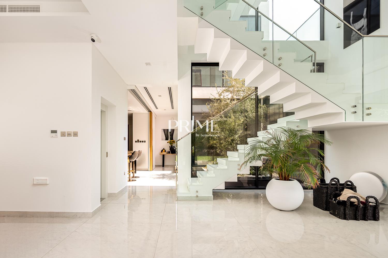 5 Bedrooms Villa in Chorisia 2 Villas