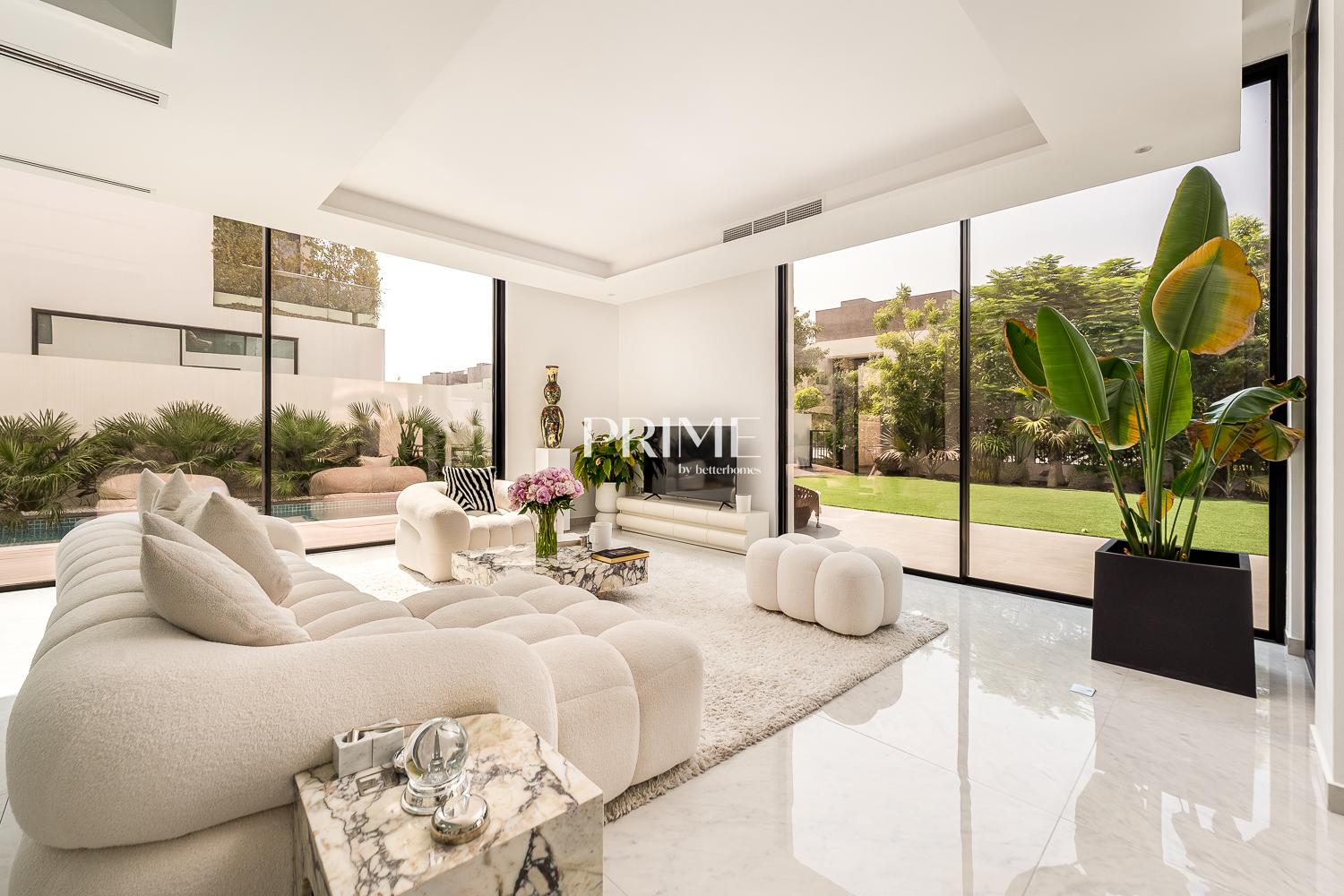 5 Bedrooms Villa in Chorisia 2 Villas
