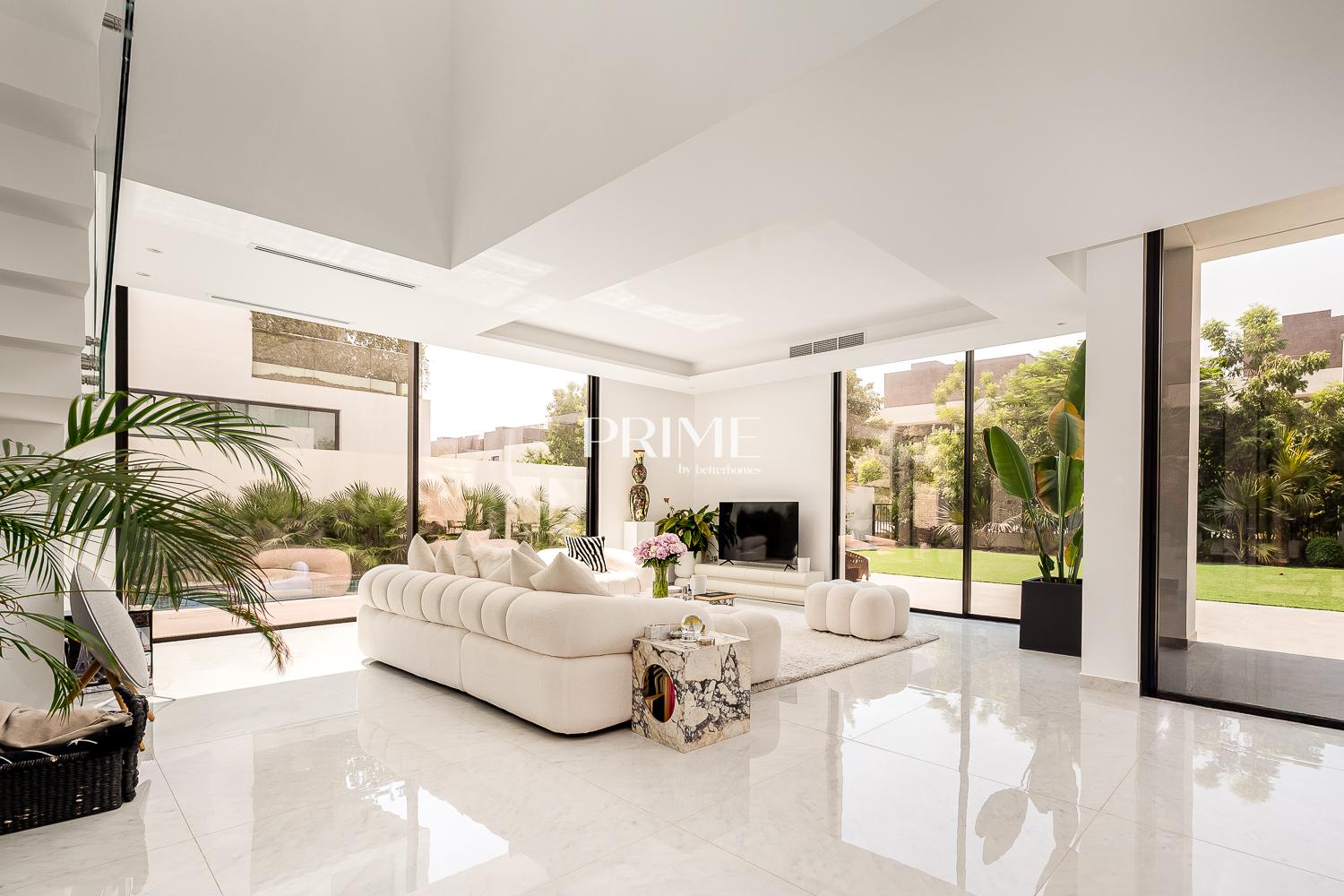 5 Bedrooms Villa in Chorisia 2 Villas