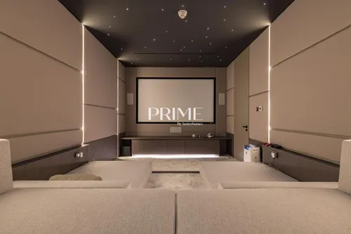 5 Bedrooms Villa in The Nest