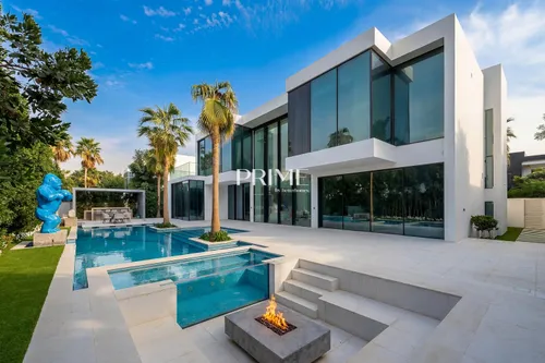 5 Bedrooms Villa in The Nest