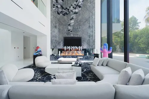 5 Bedrooms Villa in The Nest