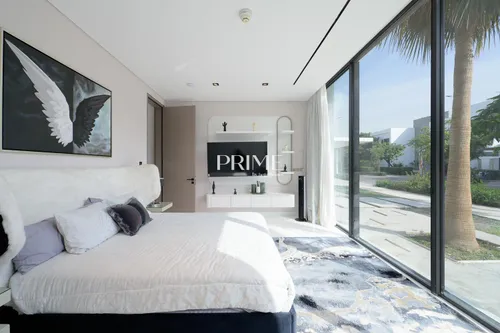 5 Bedrooms Villa in The Nest