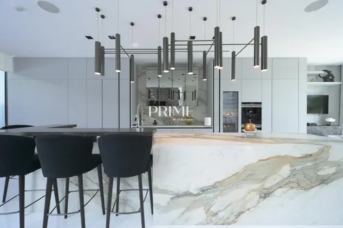 5 Bedrooms Villa in The Nest