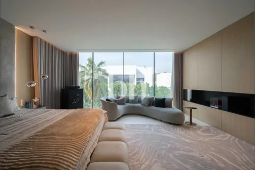 5 Bedrooms Villa in The Nest