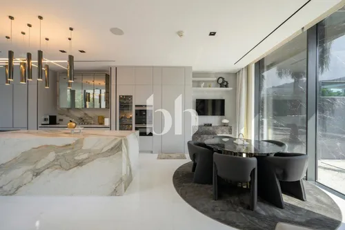 5 Bedrooms Villa in The Nest