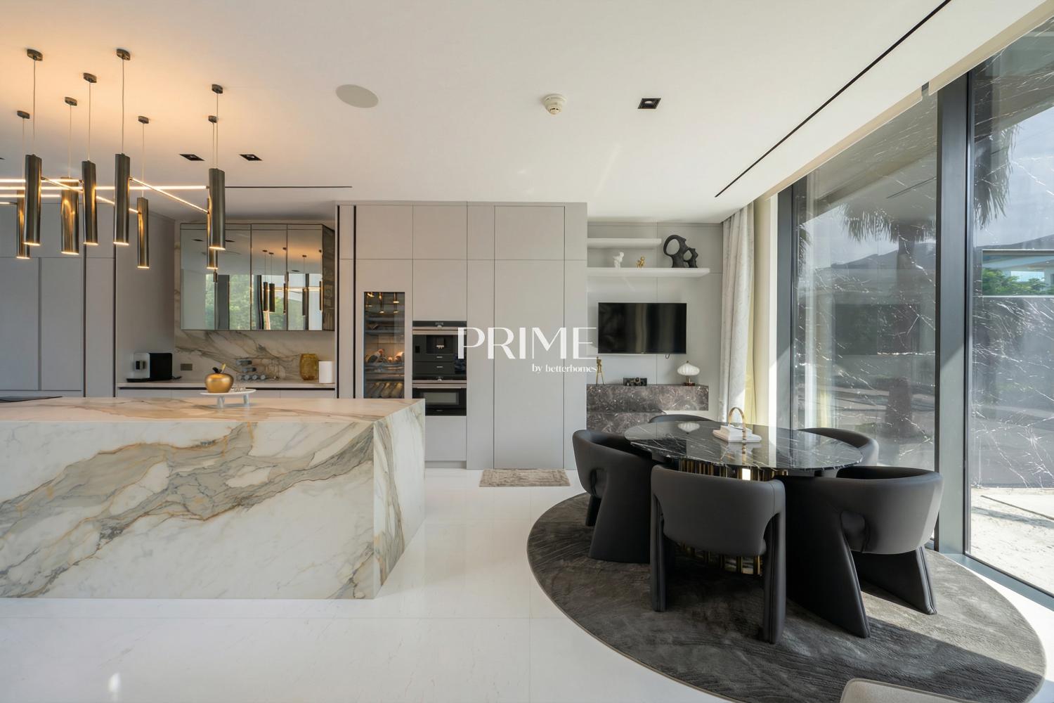 5 Bedrooms Villa in The Nest
