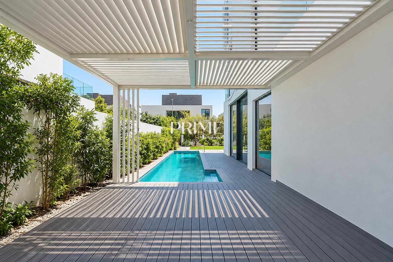 5 Bedrooms Villa in Chorisia 2 Villas