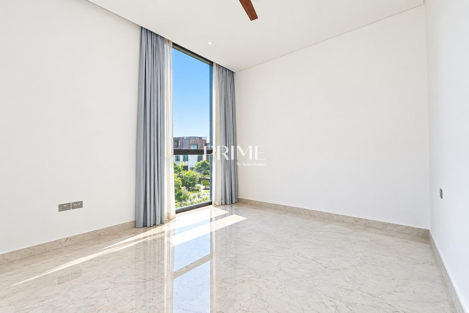 5 Bedrooms Villa in Chorisia 2 Villas