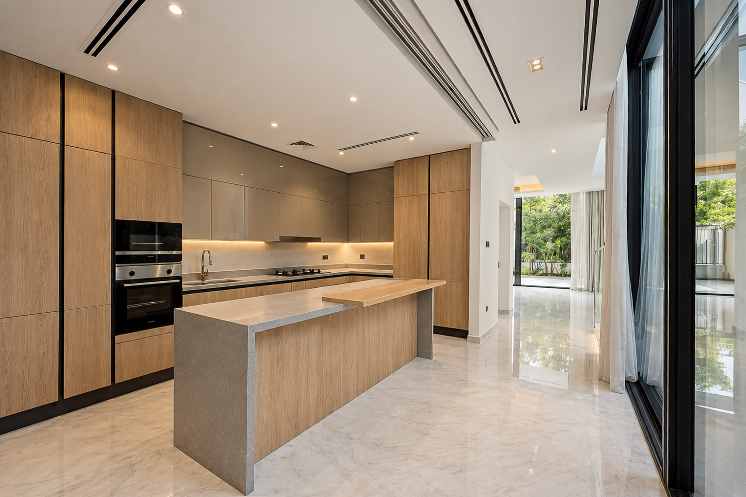 5 Bedrooms Villa in Chorisia 2 Villas