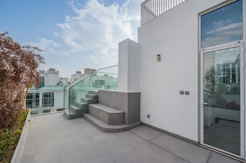 4 Bedrooms Villa in Ixora 1