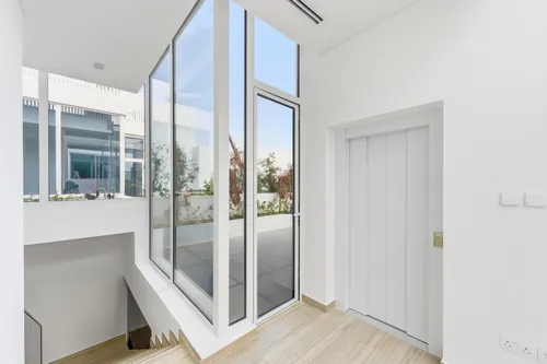 4 Bedrooms Villa in Ixora 1