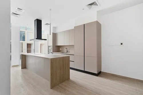 4 Bedrooms Townhouse in Ixora 1