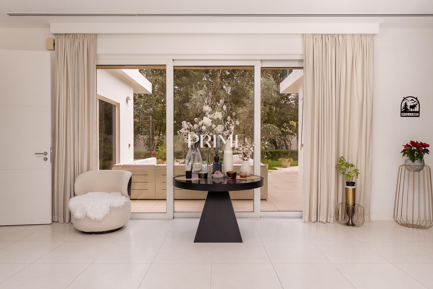 4 Bedrooms Villa in The Nest
