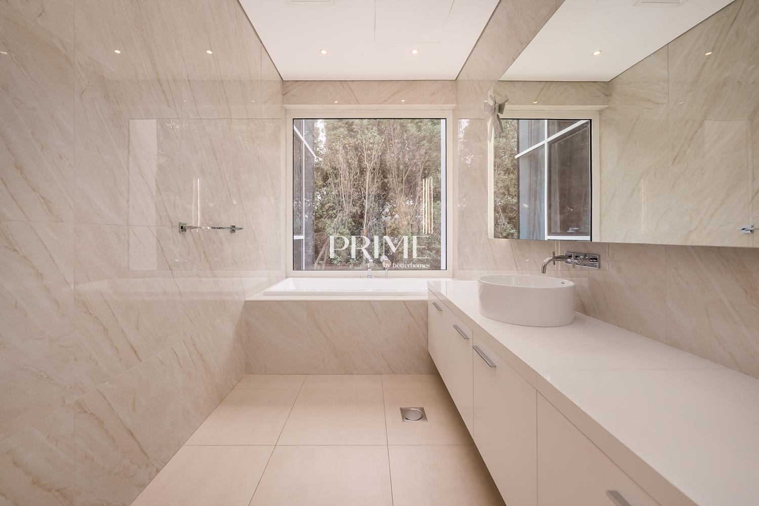 4 Bedrooms Villa in The Nest