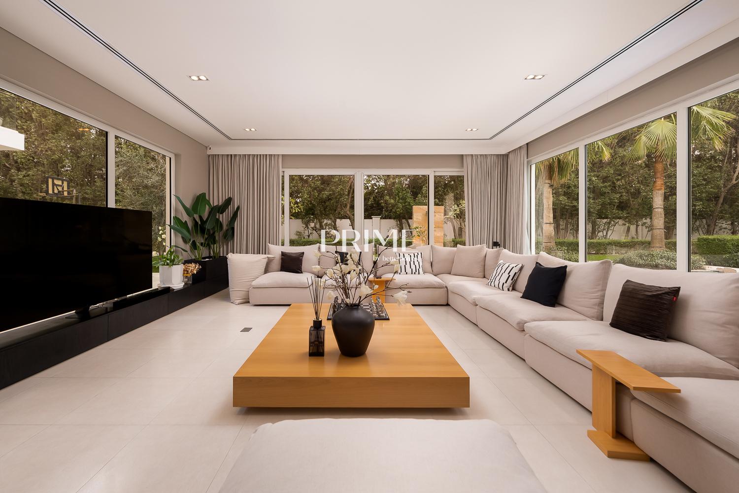 4 Bedrooms Villa in The Nest