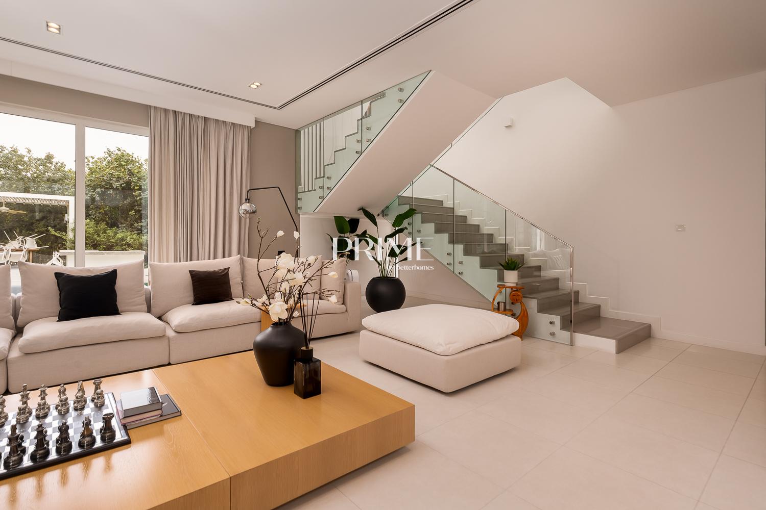 4 Bedrooms Villa in The Nest