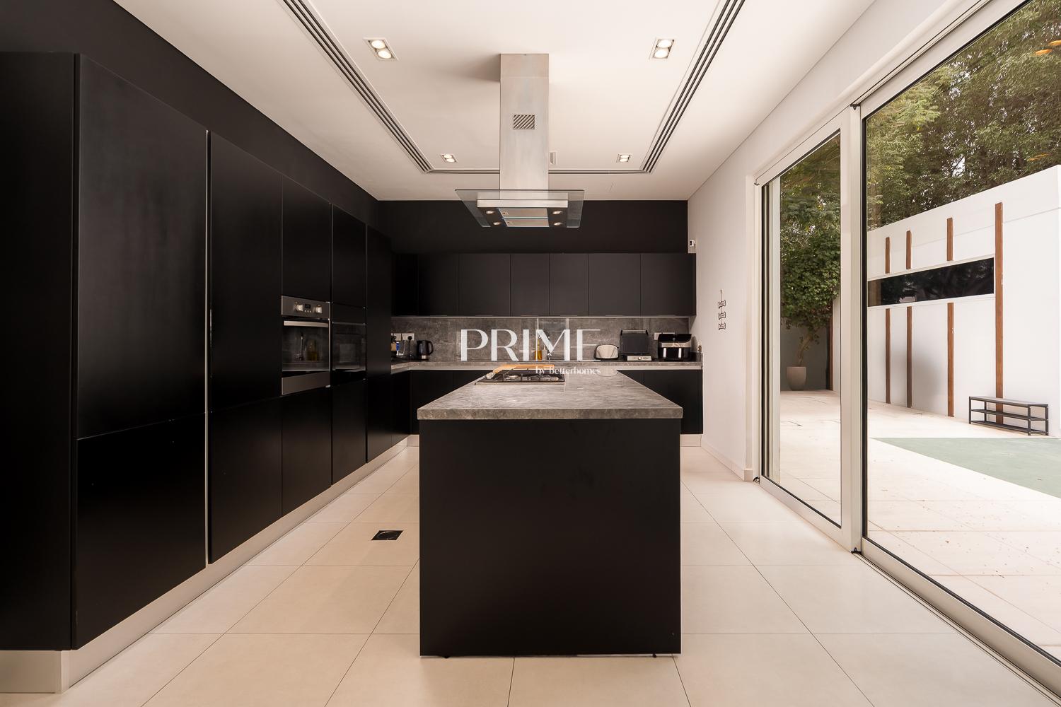 4 Bedrooms Villa in The Nest