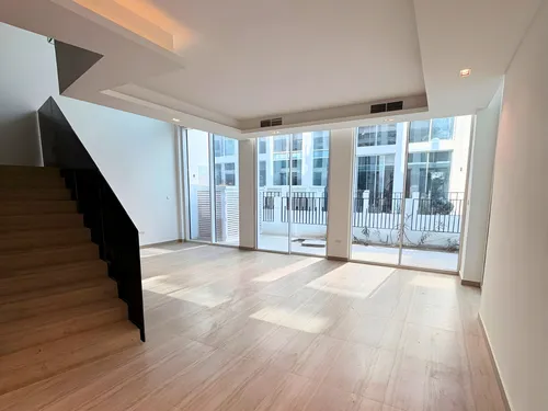 4 Bedrooms Townhouse in Ixora 2