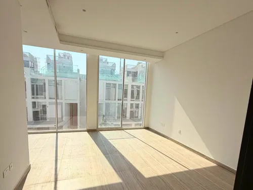 4 Bedrooms Townhouse in Ixora 2