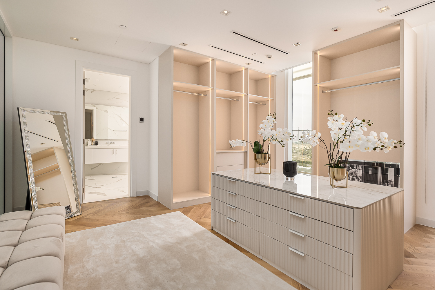 4 Bedrooms Apartment in Seventh Heaven