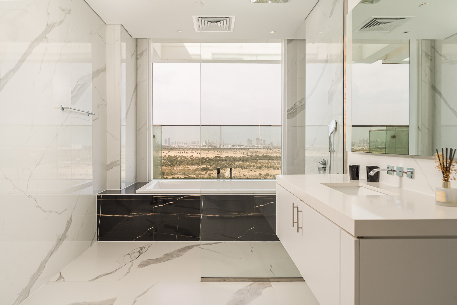 4 Bedrooms Apartment in Seventh Heaven