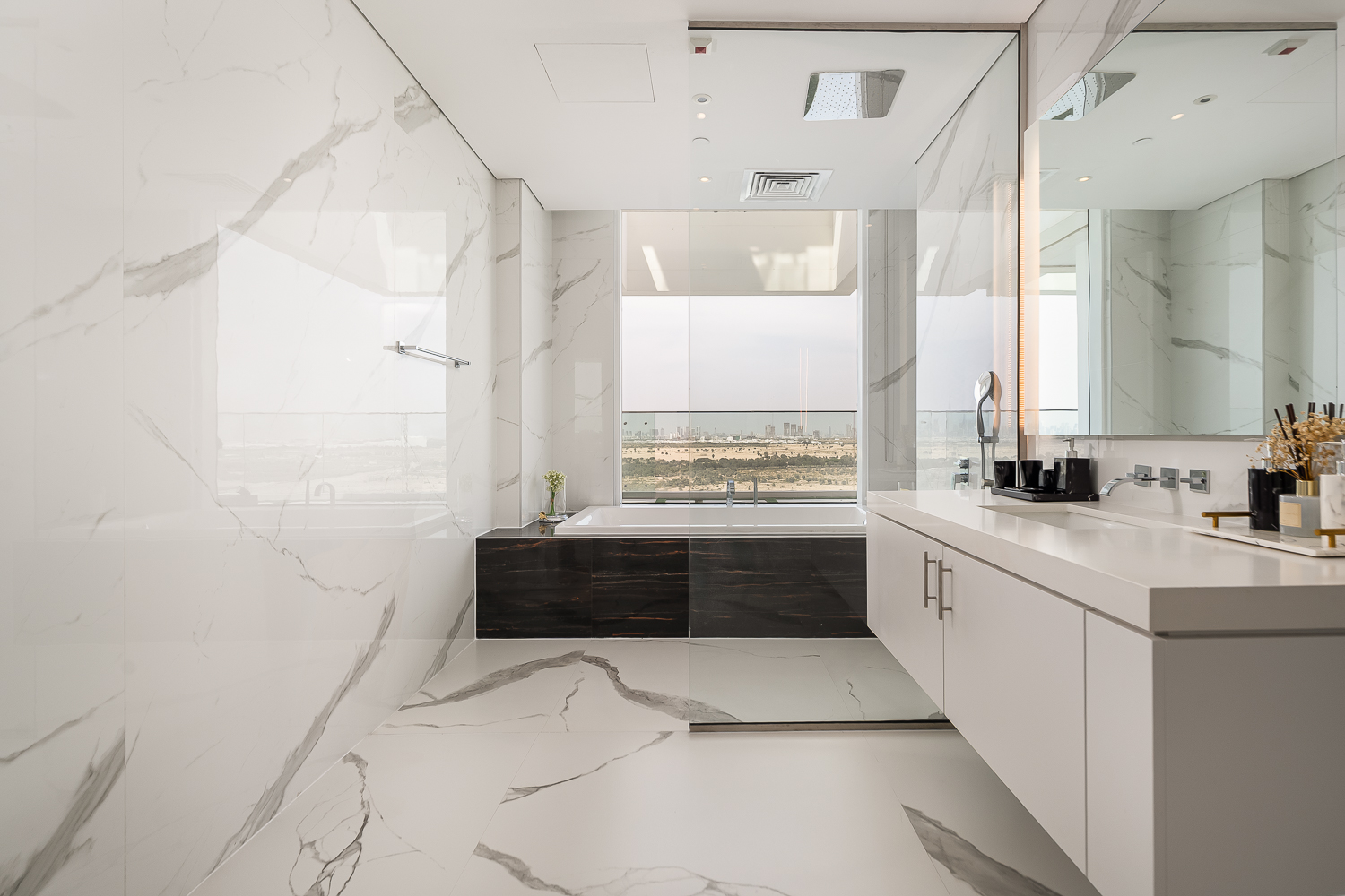 4 Bedrooms Apartment in Seventh Heaven