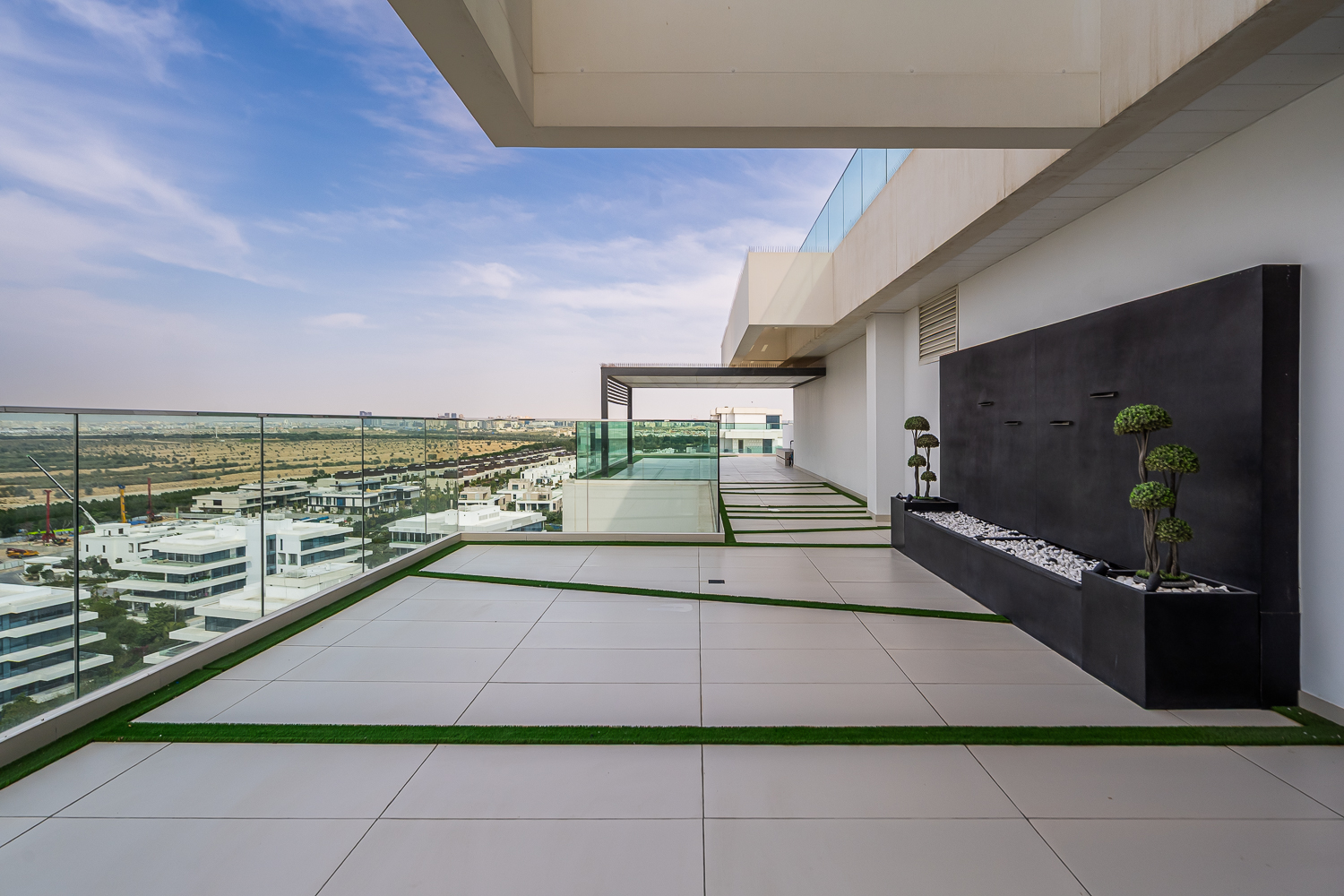 4 Bedrooms Apartment in Seventh Heaven