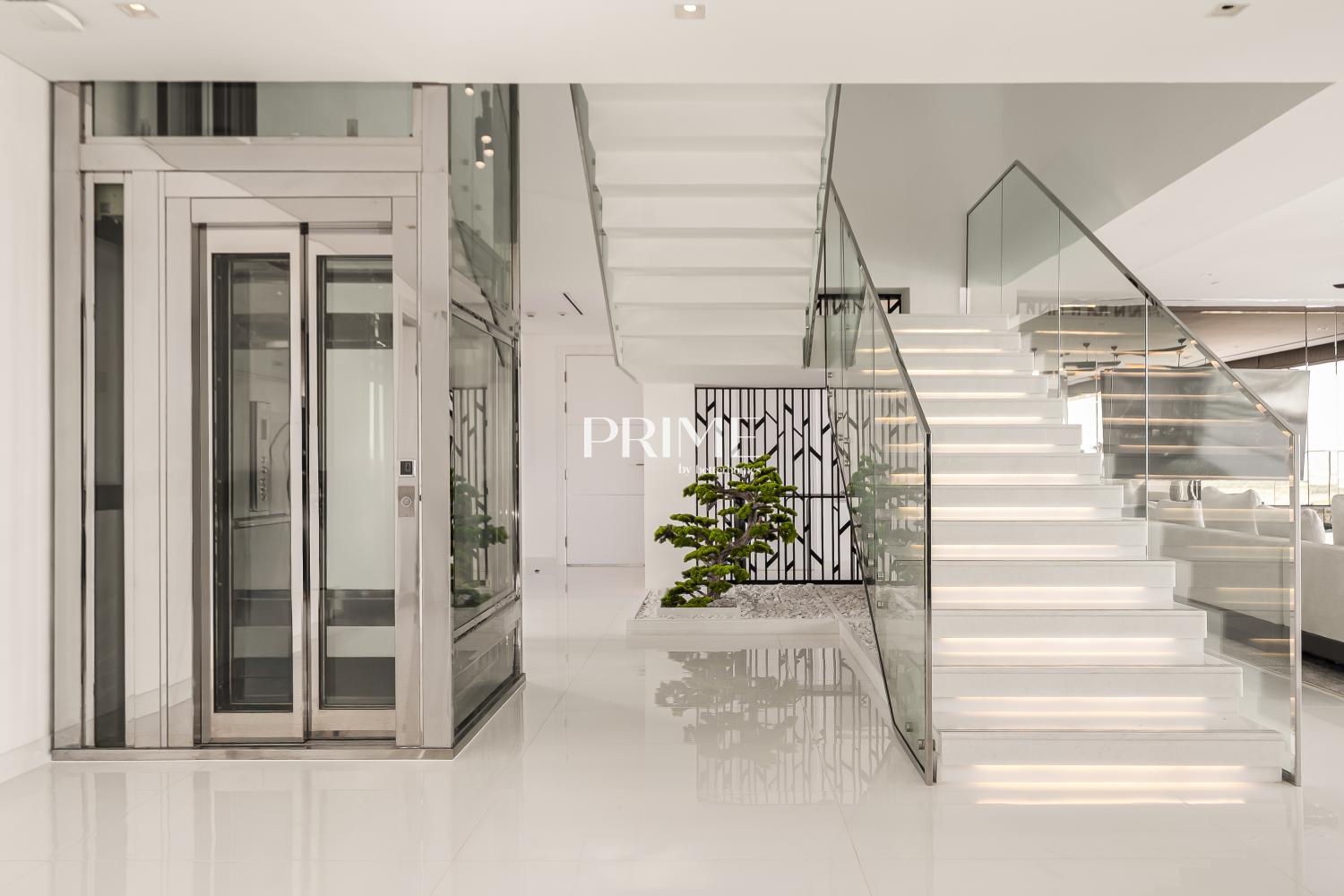 4 Bedrooms Apartment in Seventh Heaven