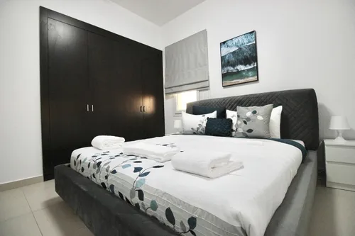 3 Bedrooms Townhouse in Bella Casa