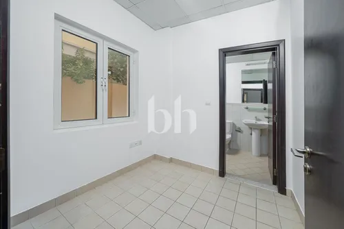 5 Bedrooms Villa in The Centro