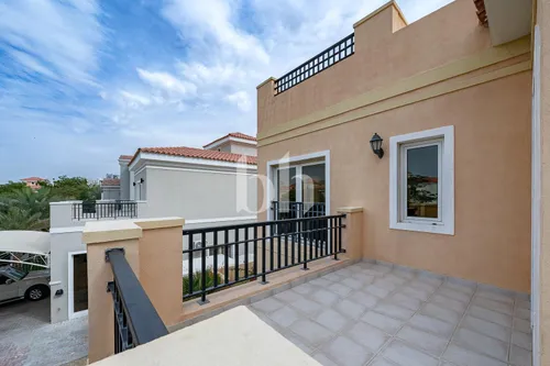 5 Bedrooms Villa in The Centro