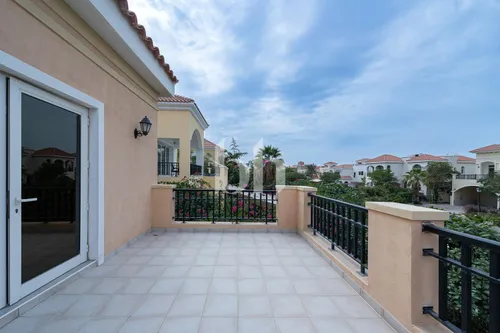5 Bedrooms Villa in The Centro