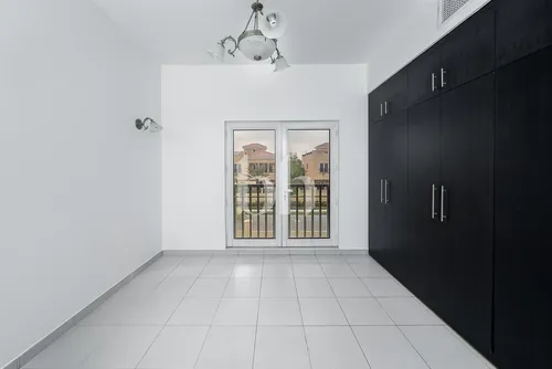 5 Bedrooms Villa in The Centro