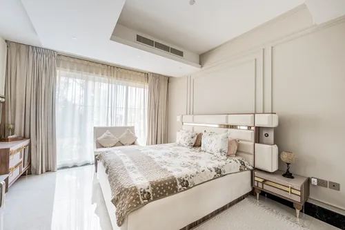 5 Bedrooms Villa in The Centro