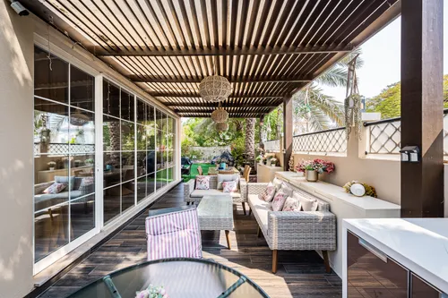 5 Bedrooms Villa in The Centro