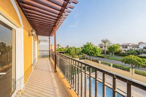 5 Bedrooms Villa in The Aldea