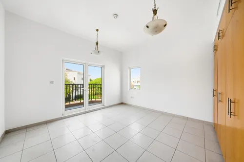 5 Bedrooms Villa in The Aldea