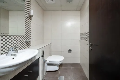 5 Bedrooms Villa in The Centro