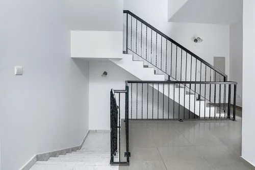 5 Bedrooms Villa in The Centro