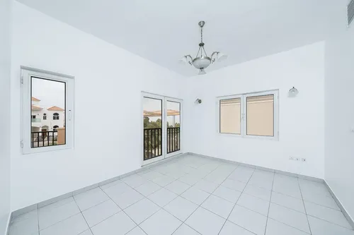 5 Bedrooms Villa in The Centro