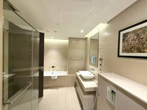  Apartment in Hyatt Regency Creek Heights Residences