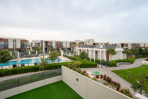 4 Bedrooms Townhouse in Cherrywoods