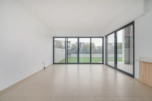 4 Bedrooms Townhouse in Cherrywoods