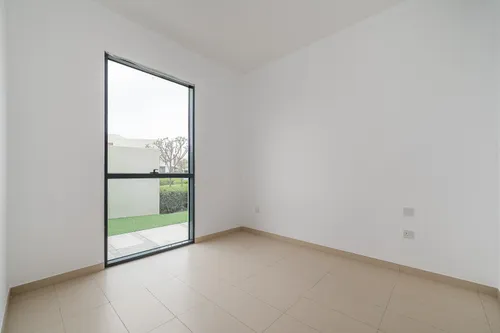 4 Bedrooms Townhouse in Cherrywoods