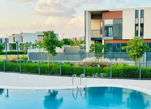 4 Bedrooms Townhouse in Cherrywoods